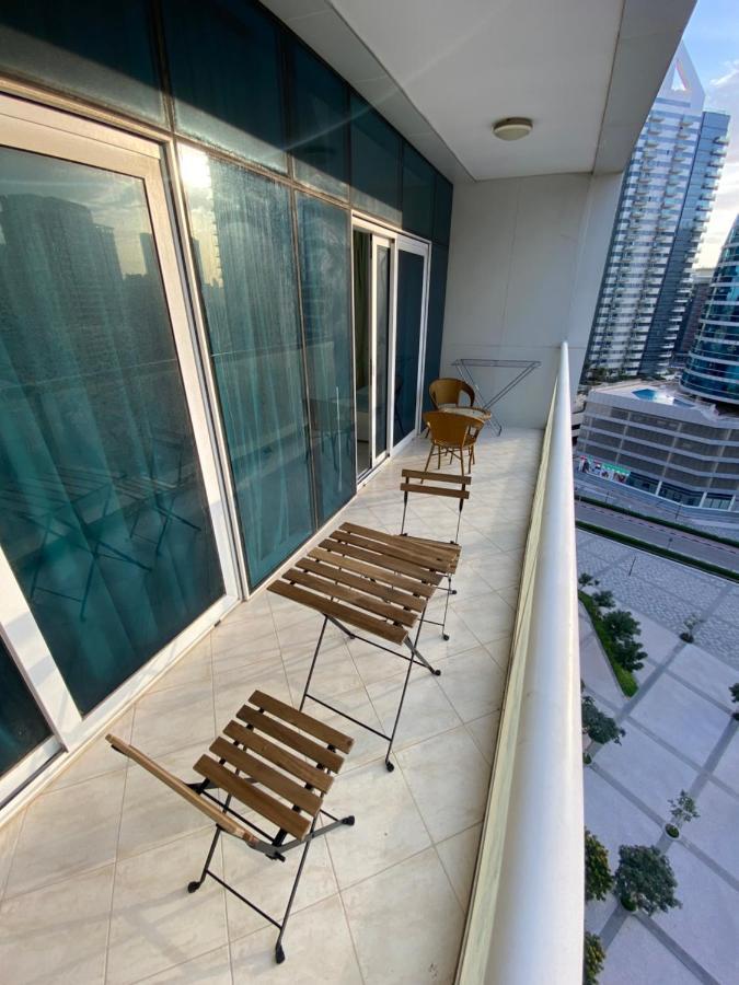 Elegance hostel Dubái Exterior foto